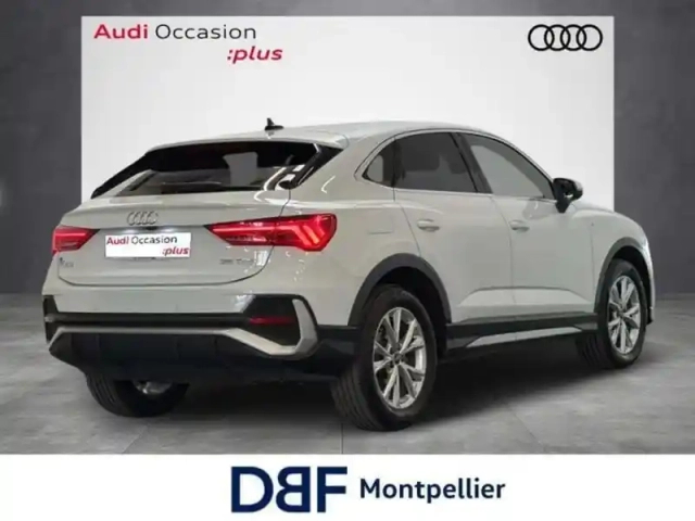 Audi Q3 35 tfsi 150 ch s line — photo 5