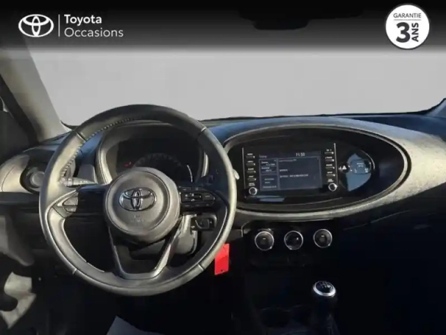 Toyota Aygo X 1.0 vvt-i 72ch dynamic my23 — photo 9