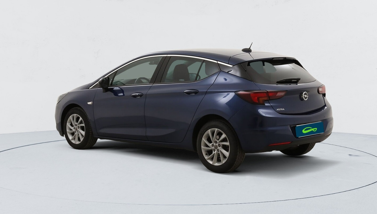 Opel Astra — photo 3