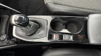 Peugeot 2008 1.2 PureTech 100ch S&S Allure — photo 22