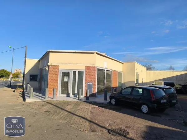 Bien immobilier de rendement Vente Sens  177m² 191700€