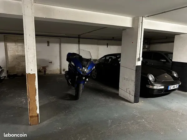 Parking/box 12 m² Paris 17ème