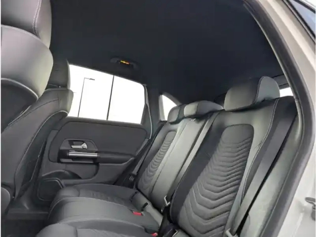 Mercedes Classe B 180 d — photo 22
