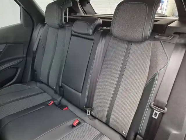 Peugeot 3008 puretech 130ch s&amp;s eat8 — photo 10