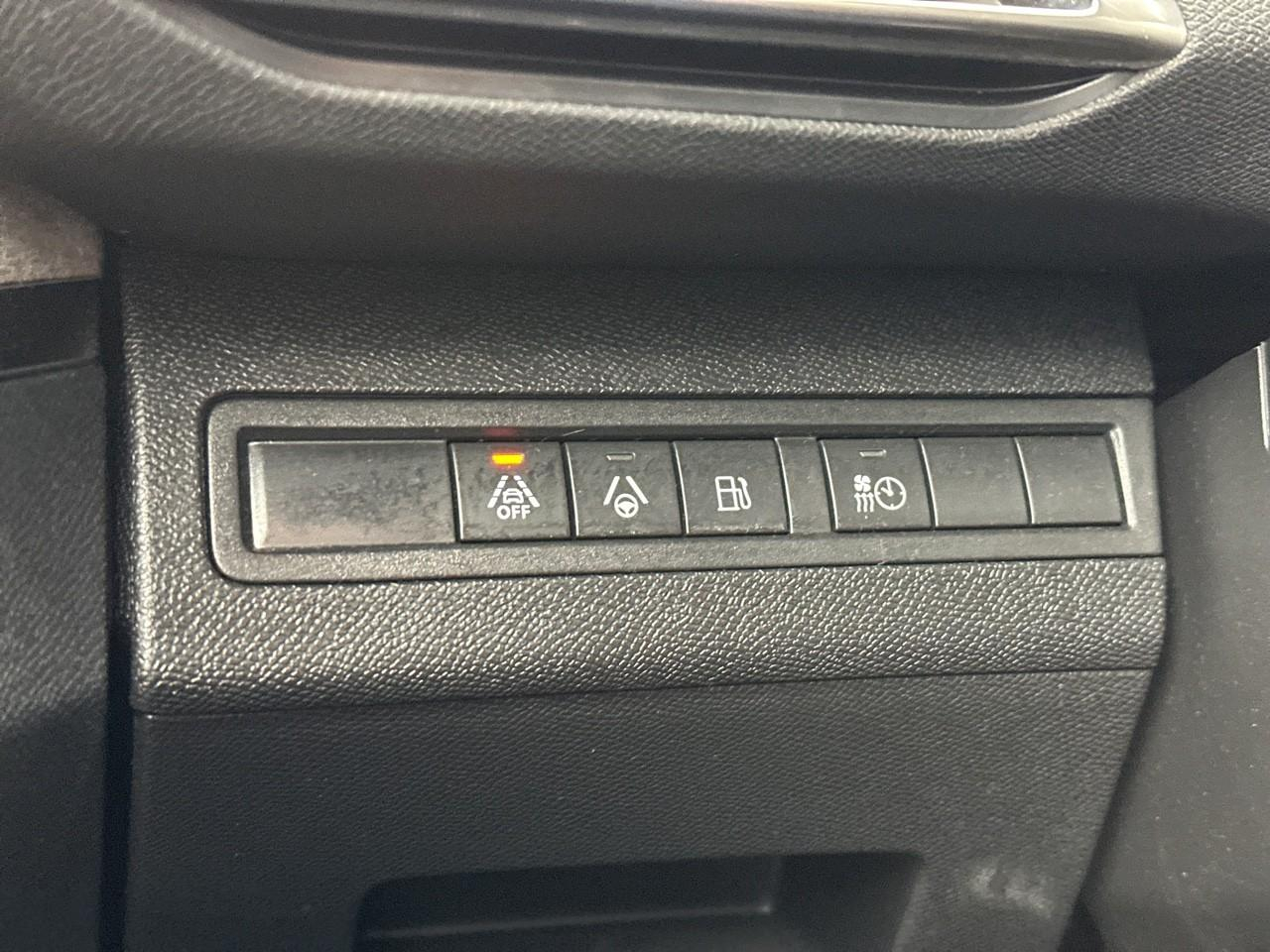 Peugeot 3008 hybrid 225 e-eat8 gt — photo 17