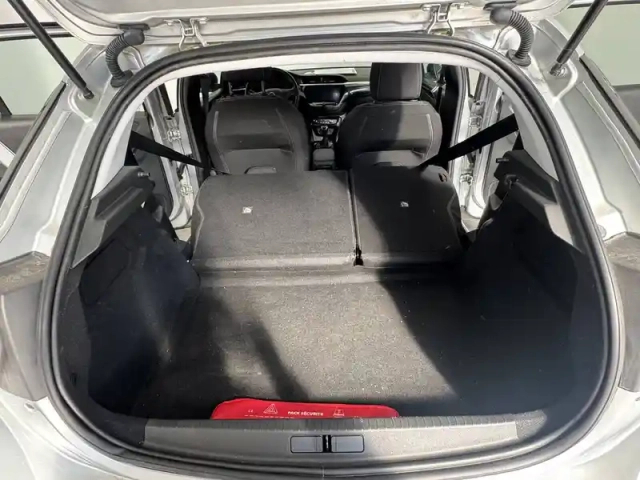 Opel Corsa 1.5 diesel 100 ch bvm6 — photo 12