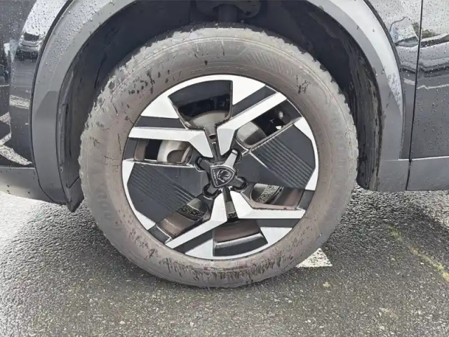 Peugeot 2008 puretech 130 s&amp;s eat8 — photo 40
