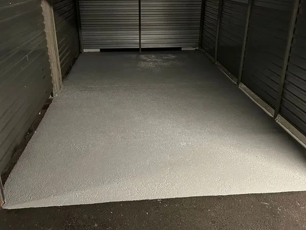 Parking box 14m2 dans le Garage Golbery (Galerie du Rempart)