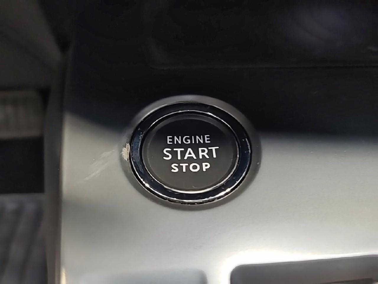 Peugeot 308 phev 180 e-eat8 allure pack — photo 21