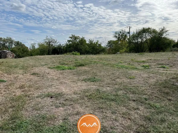 Terrain 1759 m² Bouconville-sur-Madt