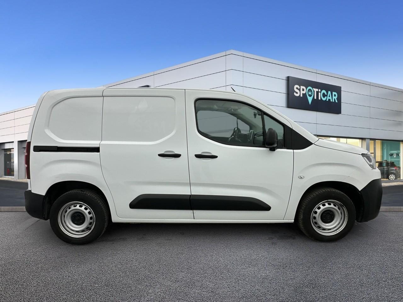 Citroën Berlingo van m 650 bluehdi 100 s&s bvm5 driver — photo 4