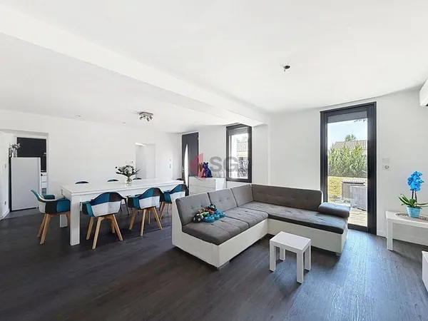 Villa 5 pièces 153 m²