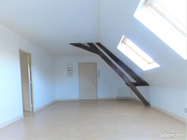 Appartement 3 chambres en colocation à Aubenton