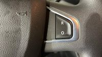 Renault Master F3500 L2H2 2.3 Blue dCi 135ch Confort Euro6 — photo 24