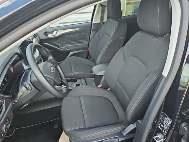 Ford Focus 1.5 ecoblue 115ch titanium x business bva8 — photo 10