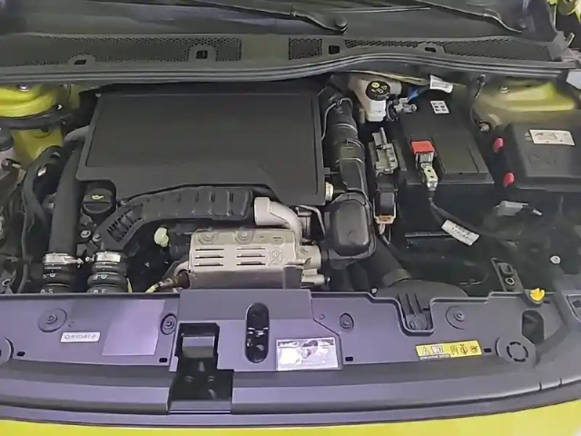 Peugeot 208 puretech 100 s&amp;s bvm6 — photo 99