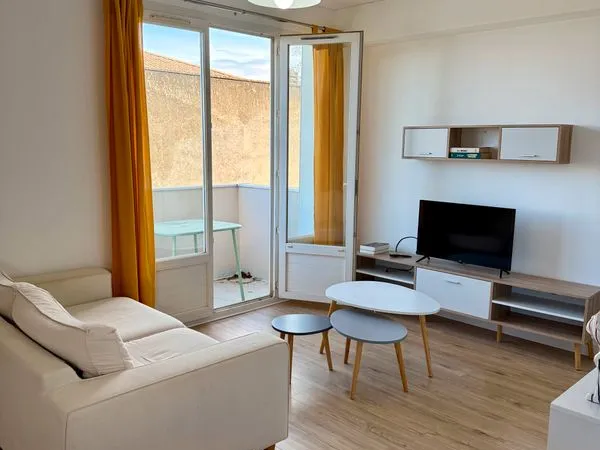Appartement T3 meublé 54 m² - Balcon - Double exposition - Aucun travaux - Cave - Pouvourville