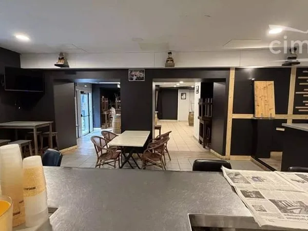 Immeuble 270 m²