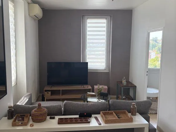 T2 lumineux avec jardin