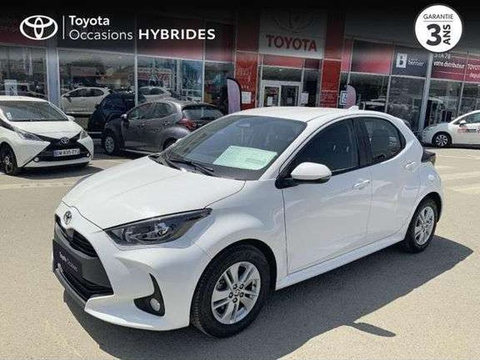 Toyota YARIS Toyota Yaris 116h Dynamic Business 5p MC24