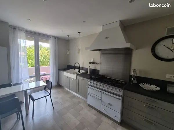 Appartement F4 en colocation
