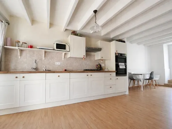Maison de bourg de 3 pièces principales