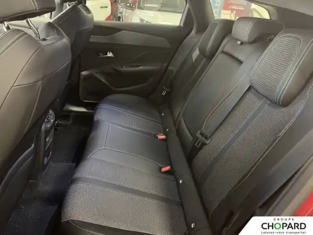 Peugeot 308 sw phev 180 e-eat8 — photo 11