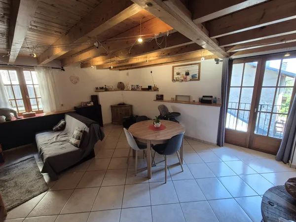 Charmant duplex avec balcon vieux Montmélian