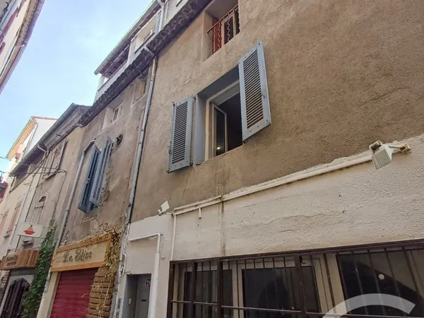 Bâtiment 110 m²