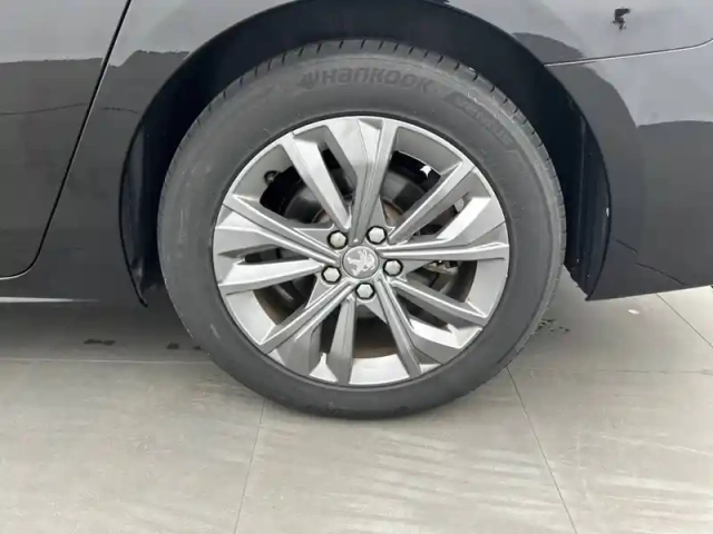 Peugeot 508 sw puretech 180 ch s&amp;s eat8 — photo 13