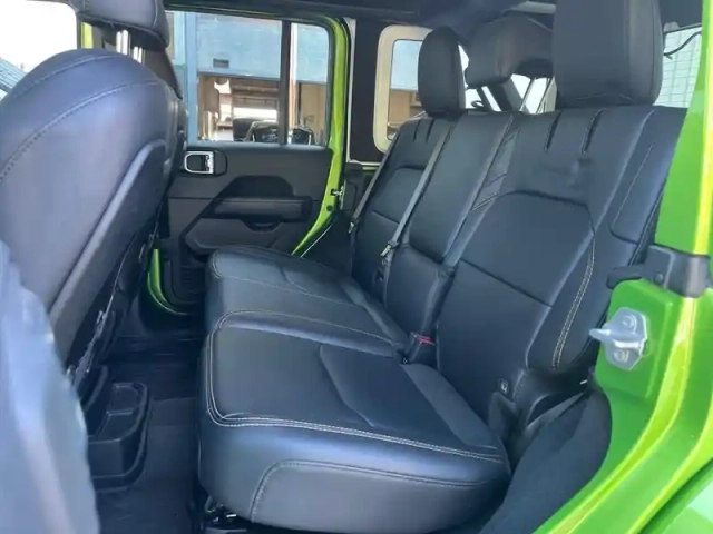 Jeep Wrangler unlimited 2.0 t 380ch 4xe sahara command trac — photo 28