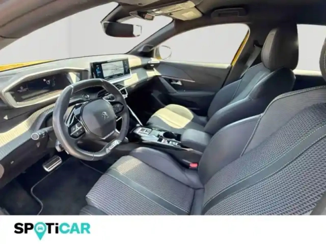 Peugeot 208 e- 136ch gt — photo 13