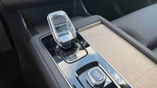 Volvo Xc90 t8 awd hybride rechargeable 455 ch geartronic 8 7pl — photo 19