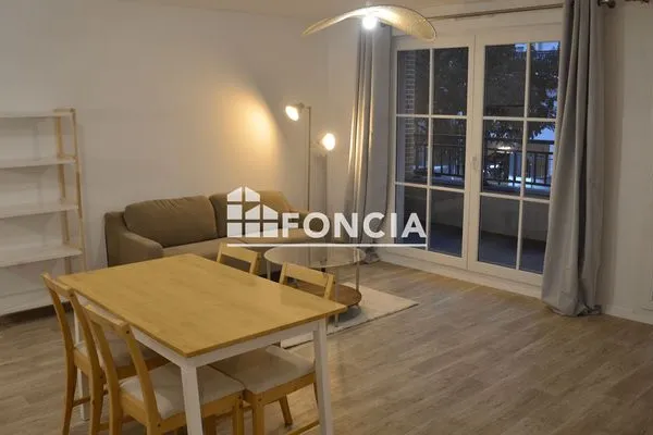 Appartement meublé 3 pièces 65 m²