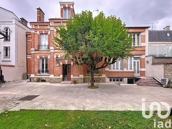Maison 12 pièces 617 m²