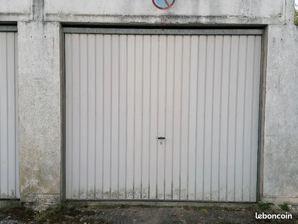 Garage/box Gelos