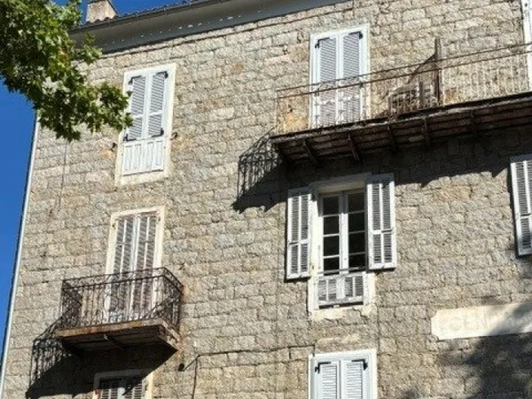 Un appartement de caractère au coeur de SARTENE