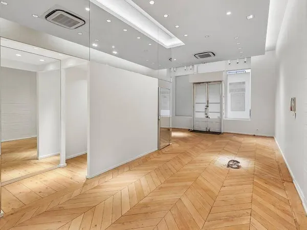 Boutique 96 m²