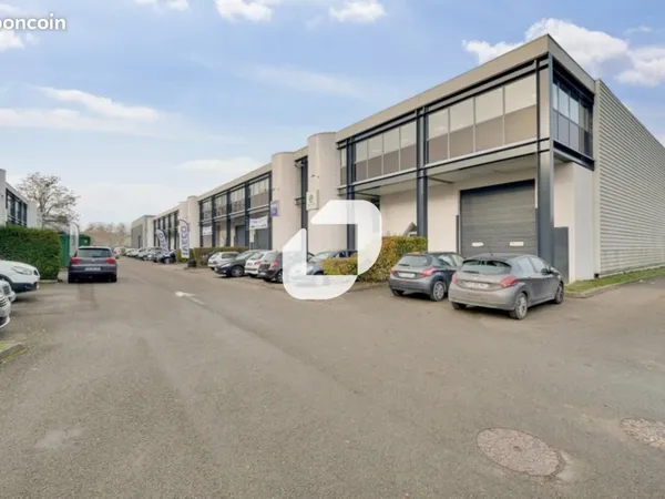 Local d'activité 1 146 m²