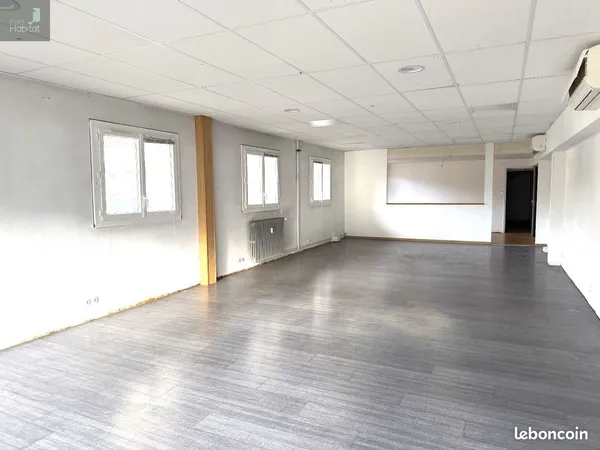 Bureaux 123 m² RODEZ