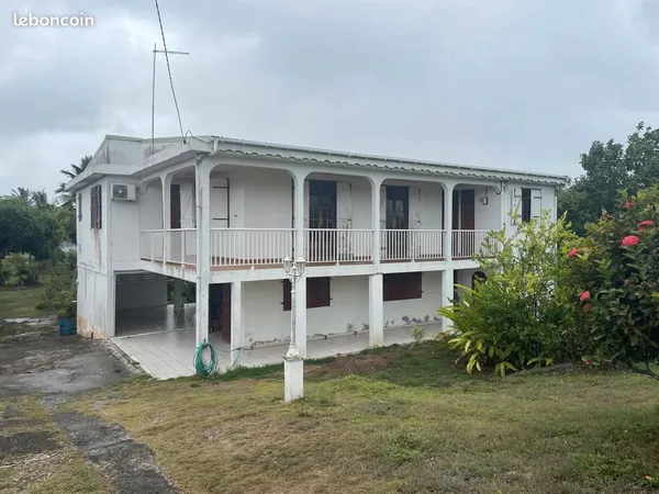 Villa 16 pièces 417 m²