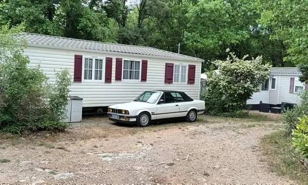 mobile home