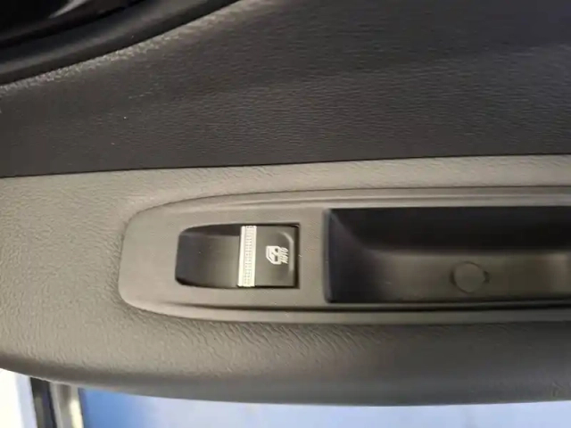 Renault Megane e-tech ev60 220 ch optimum charge — photo 26