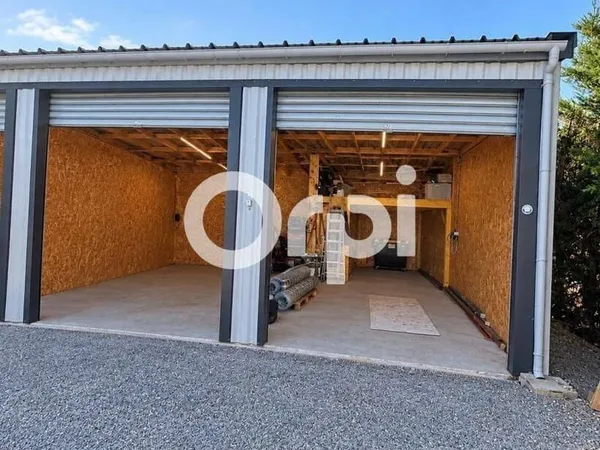Parking 65 m²