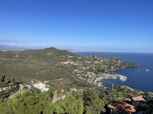 Villa 7 pièces 220 m²