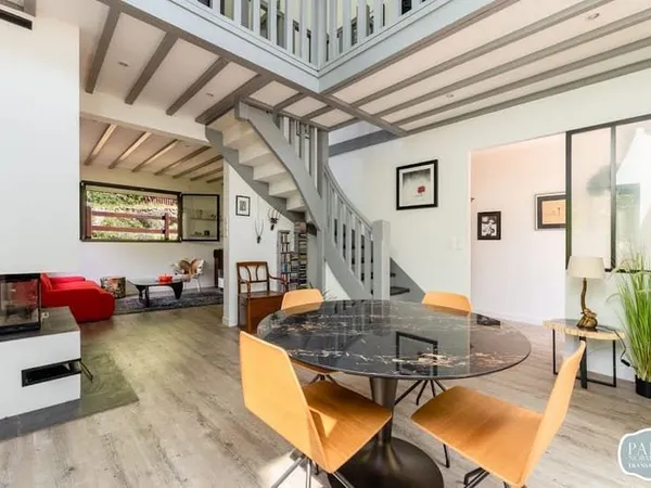 Maison 5 pièces 137 m²