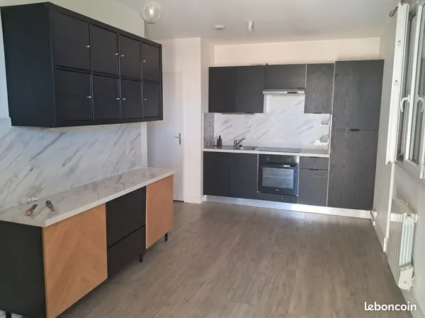 Vaulx en Velin Village - Appartement 72 m2 Equipé