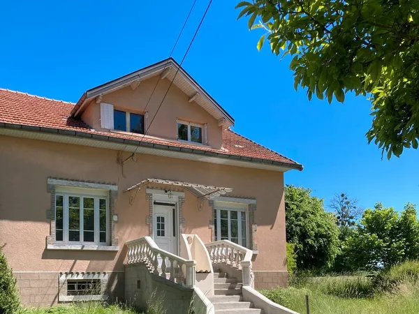 Location maison montbozon