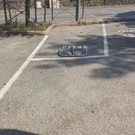 Place de parking 70 eur mois