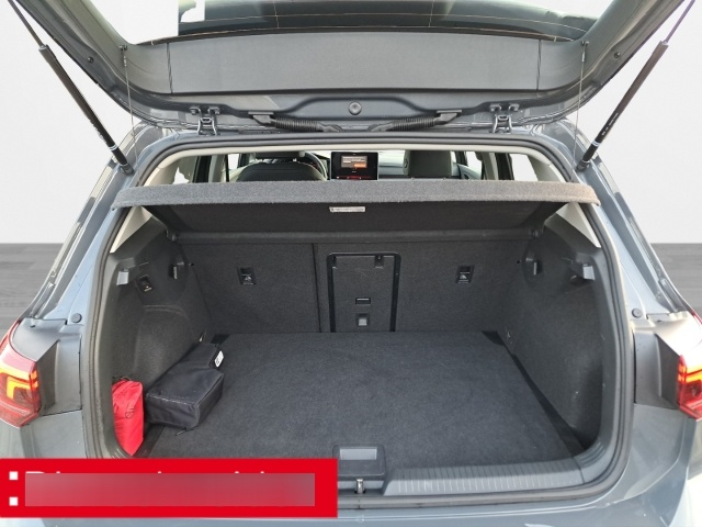 Volkswagen Golf 8 — photo 7